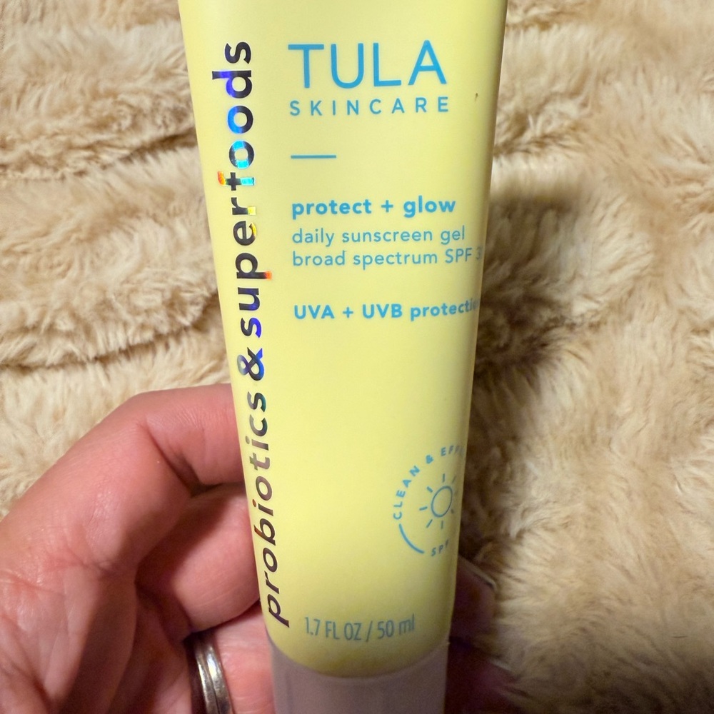TULA Skincare Protect + Glow Daily Sunscreen Gel NIB